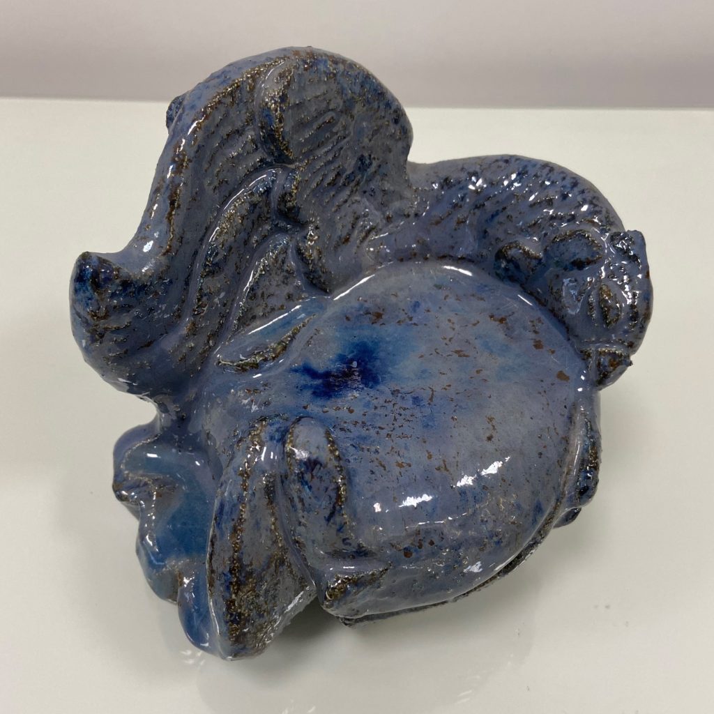 Декоративная скульптура «Синий гиппогриф»