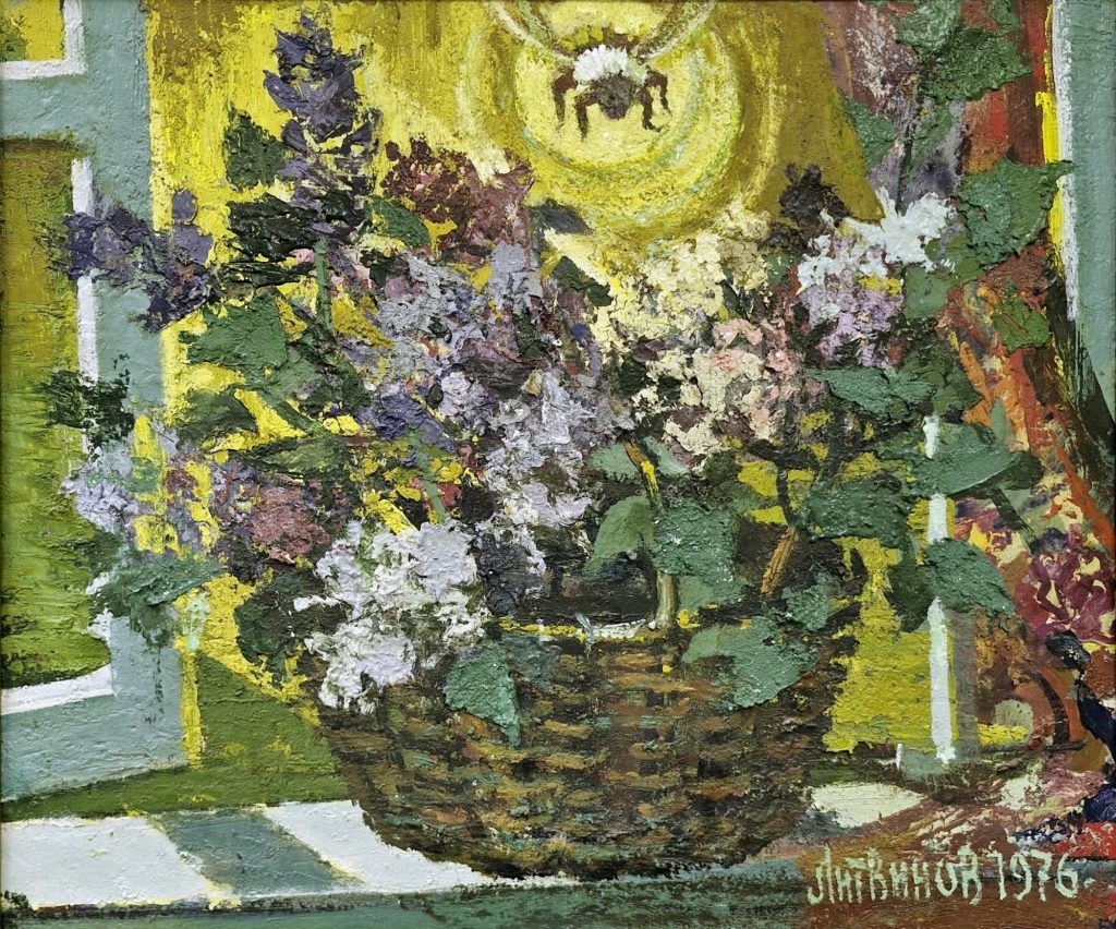 Сирень и шмель